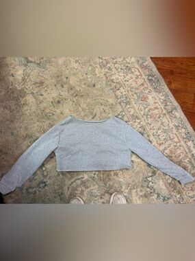 SHEIN Light Gray Cropped Sweatshirt